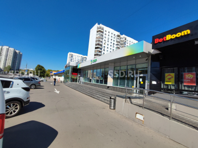 Улица Менжинского дом 38 корп. 1/100кв.м./Аренда торгового помещения