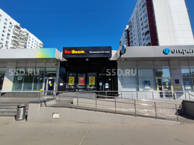 Улица Менжинского дом 38 корп. 1/100кв.м./Аренда торгового помещения