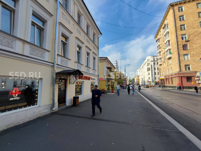 Бауманская ул, дом 44 стр.1 - 170 кв.м/Продажа торгового помещения с арендатором Бургер Мираторг