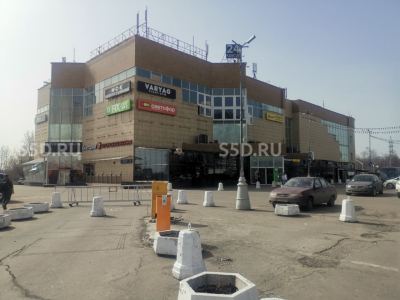 Пятницкое ш., 3 - 9664 м² / Продажа здания ТЦ