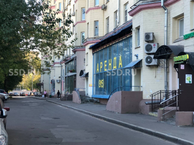 САО, Дмитровское ш., 25к1. площадь 257 м2  Аренда торгового помещения / панорамные окна / витринное остекление