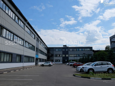 Москва, ВАО, р-н Перово, ул. Плеханова, 15А/6443 м.кв. / Продажа отдельно стоящего офисного комплекса класса В+.