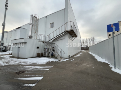 МО, Нахабино, 1-я Волоколамская улица 1А - 60 м² / Аренда торговой площади, вход со двора