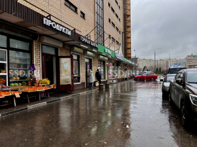 г. ЮЗАО Новоясеневский проспект 24 / 90 м2 / продажа арендного бизнеса /  WILDBERRIS - окупаемость 10 лет