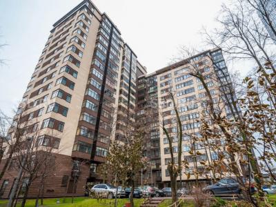 Москва, ул. Пырьева, 2/  93.7 м²/ Продажа торгового помещения с арендатором