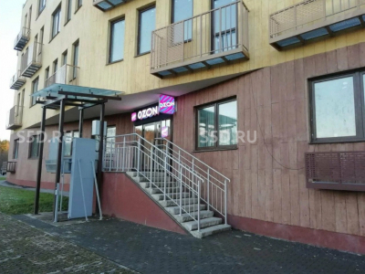 Одинцовский г.о. д. Крюково, ул. Высокая, дом 1- 58 кв.м - Продажа торгового помещения с арендатором