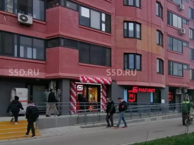 Москва, Изюмская ул., 55к1/ 123.6 м²/ Продажа торгового помещения с арендатором Магнит