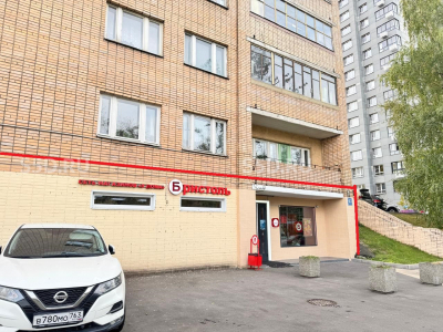 Москва, ул. Кастанаевская, д. 63к2/ 130,4 кв.м./ Продажа торгового помещения с арендатором Бристоль