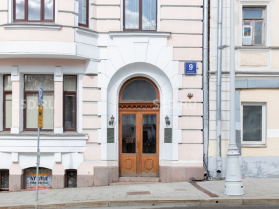 Рождественский бульвар, 9к1 - 168кв.м. / Аренда торгового помещения