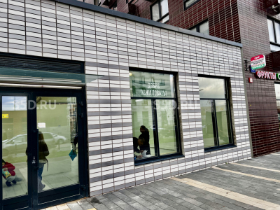 ул. Александры Монаховой, 85к1 - 67,1 кв. м. - Аренда / Торговое помещение