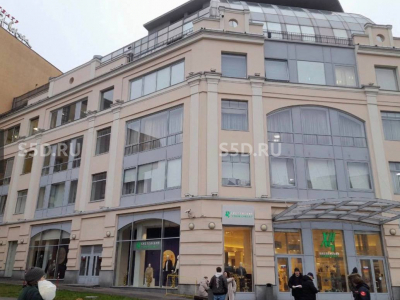 Тургеневская пл., 2 / 116 кв. м. /   Аренда Торгового помещения у метро