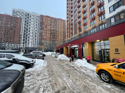 МО, Ленинский городской округ, пос. Битца., Южный бульвар 8 - 180 м2 / Продажа торгового помещения с арендатором