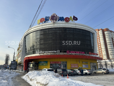 Красногорск, Волоколамское шоссе, д.3 строение 1 / 7034,5 м2 / Продажа ТЦ ''Карамель''