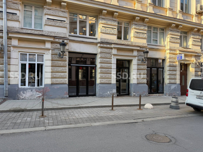 ул. Петровка, д. 20/1 - 142 кв.м - Аренда помещения