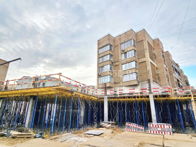 Большая Бронная 11 - 27.3 кв.м. /  Аренда помещения свободного назначения у Патриков