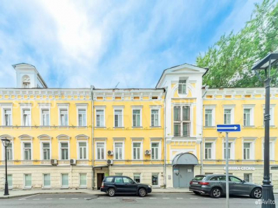 Москва, ул. Чаплыгина 6- 130 кв.м  /продажа готового арендного бизнеса