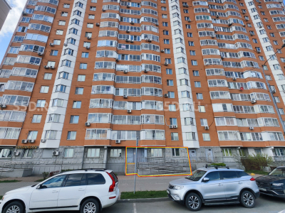 г.Москва, ул. Льва Яшина, 9 - 48.5м2/Продажа торгового помещения с ремонтом