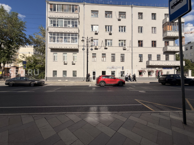 Москва, ЦАО, ул. Большая Ордынка, д. 17ст1 - 110 кв.м. - Продажа помещения свободного назначения