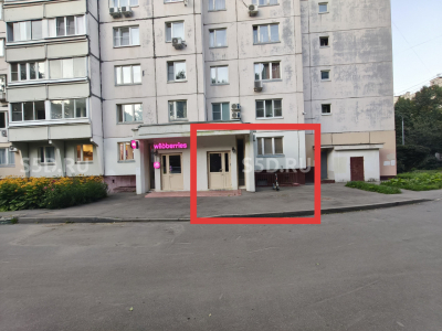 Героев Панфиловцев 1 к 3/ 89,3 м / Аренда торгового помещения