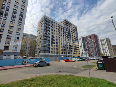 Москва, пос. Сосенское, д. Столбово, д.13 корп.13 ЖК Эко Бунино/ 93.24кв.м./Продажа торгового помещения с арендатором Аптека НеоФарм