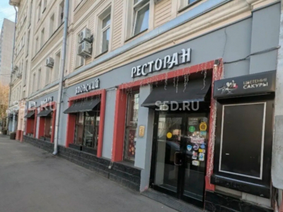 Москва, ЦАО, р-н Пресненский, ул. Красина, 7С1 - 400 м2 / Аренда торгового помещения