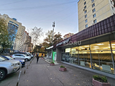 Московская область, г. Реутов, ул. Ленина дом 16 / 678.5кв.м./ Продажа торгового помещения с арендаторами